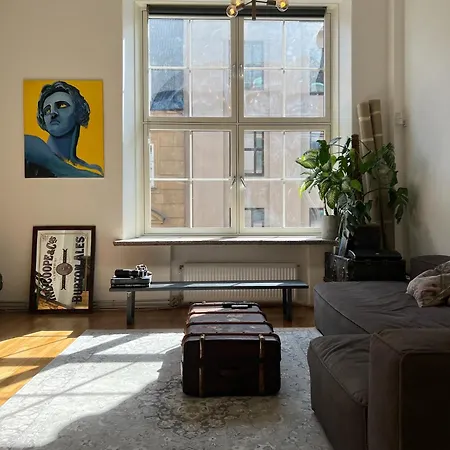 Apartment Art Loft In Downtown With Cinema
